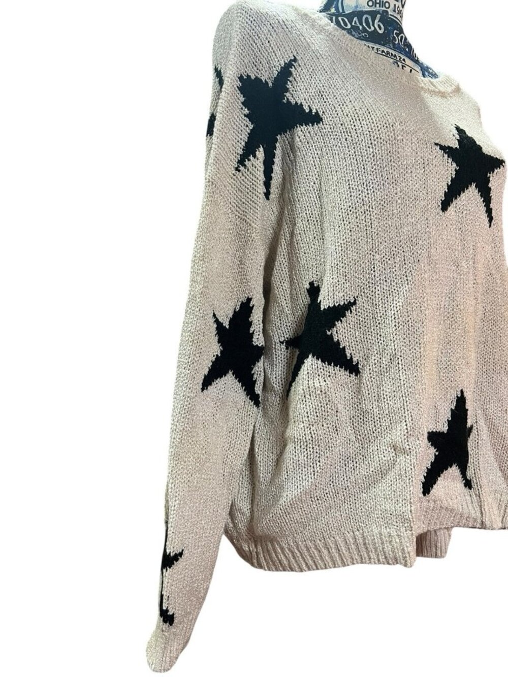 Beige Black Star Accent Crewneck Pullover Sweater Starry Preppy Neutral Sz M - Picture 6 of 6